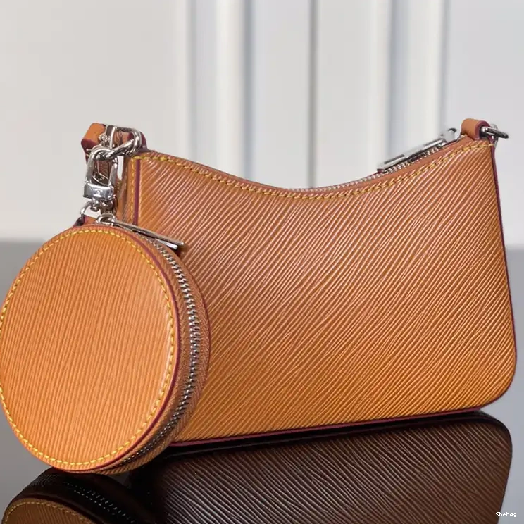 LV 2304DJ0073 Bag 0727